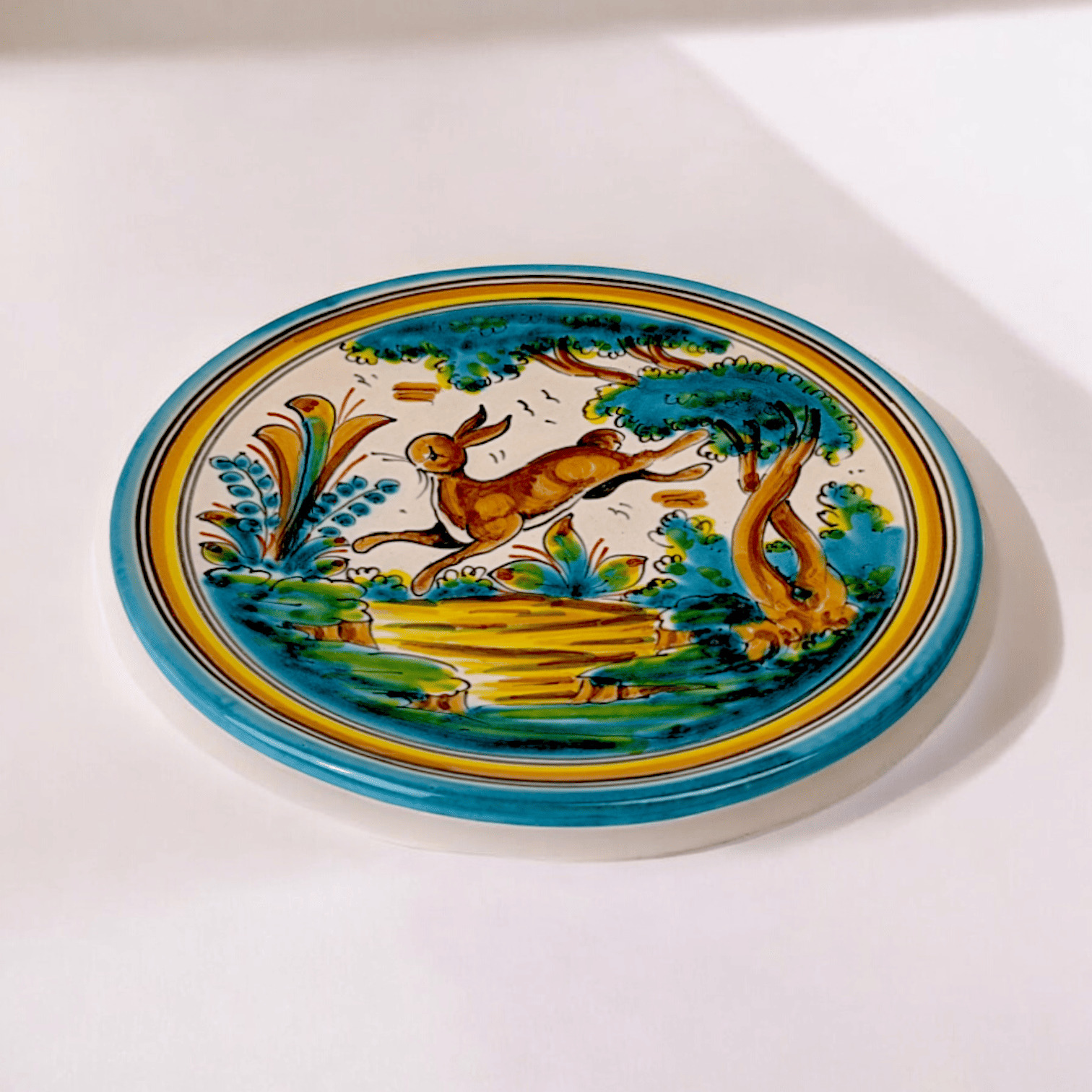 Alternative view of Plato de "Montería de Puente" 24 cm (Conejo)